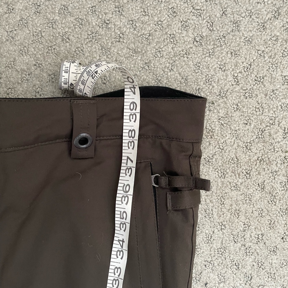 Olive green 686 snowboarding pants - Picture 7 of 9
